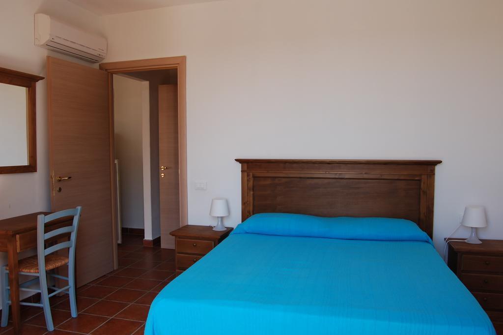 Borgo Valmarina Aparthotel Follonica Exteriör bild