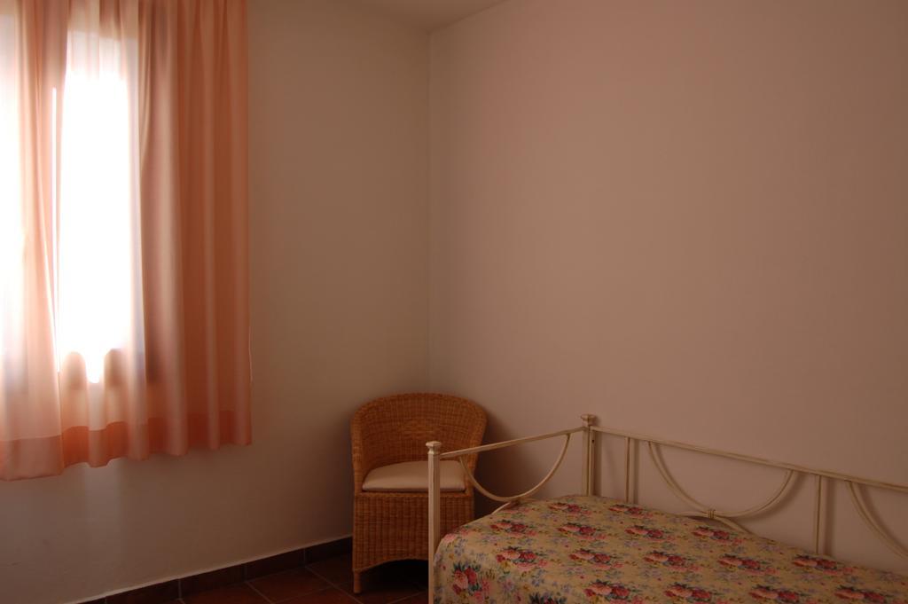 Borgo Valmarina Aparthotel Follonica Rum bild